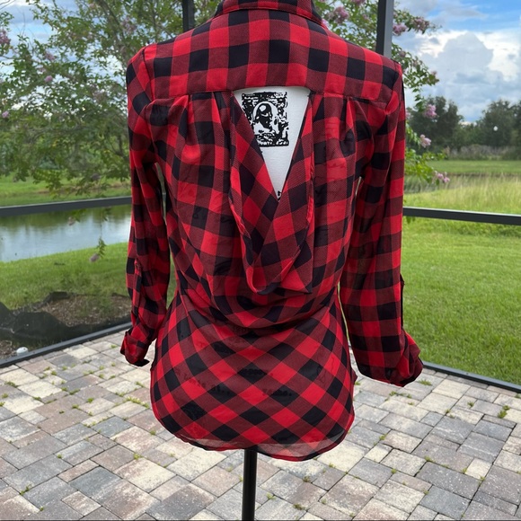 Deb Buffalo Plaid Open Drape Back Chiffon Button Up - Picture 2 of 4